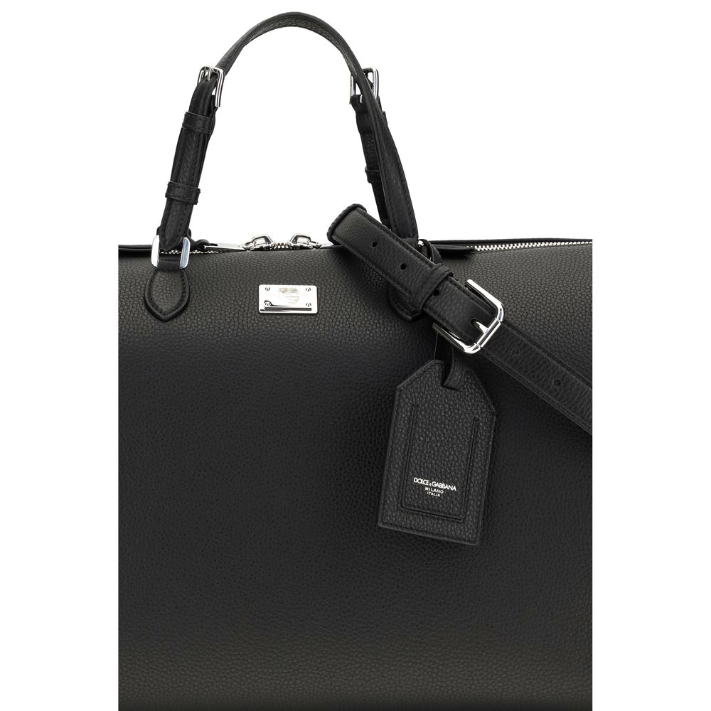 Briefcase by Dolce & Gabbana for men in pvc bos taurus calfskin nappa leather & palladium black, natural & palladium presents a sophisticated urbanite Vittoria PVC Bos Taurus Calfskin Nappa Leather & Palladium Briefcase design, featuring a secure zipper, sophisticated urbanite internal-pockets, and versatile shoulder-strap, handle & adjustable-strap for a sophisticated urbanite look.