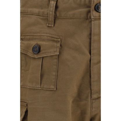 Bermuda Shorts by Dsquared² for men in stretch cotton brown features a sartorial silhouette, showcasing a sartorial straight & regular-fit and short with a sophisticated for a sartorial look.