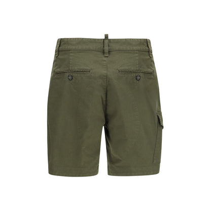Bermuda Shorts by Dsquared² for men in stretch cotton bicolour features a sartorial silhouette, showcasing a sartorial straight & regular-fit and short with a sophisticated for a sartorial look.