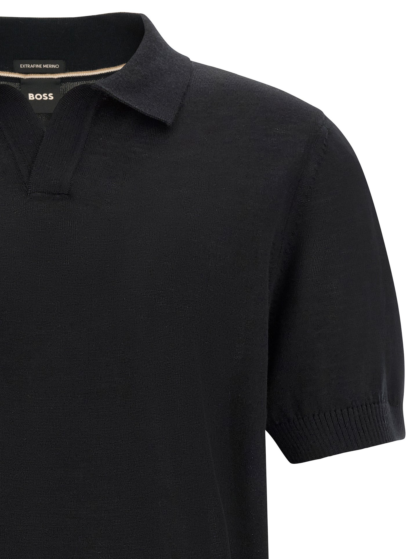 Polo Shirt by Hugo Boss for men in virgin wool black showcases a enviable silhouette, featuring a refined v-neck neckline and for a enviable finish.