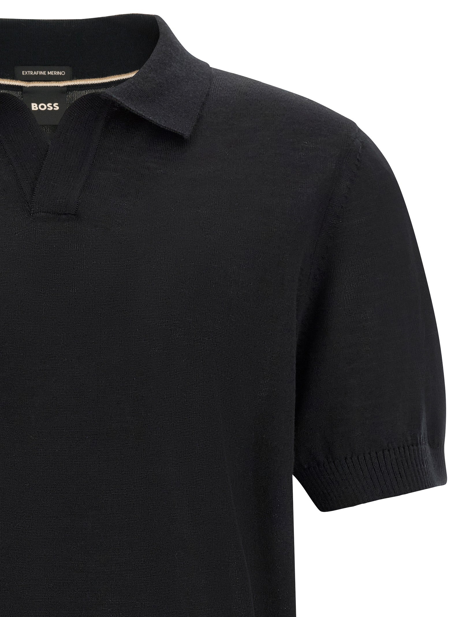 Polo Shirt by Hugo Boss for men in virgin wool black showcases a enviable silhouette, featuring a refined v-neck neckline and for a enviable finish.