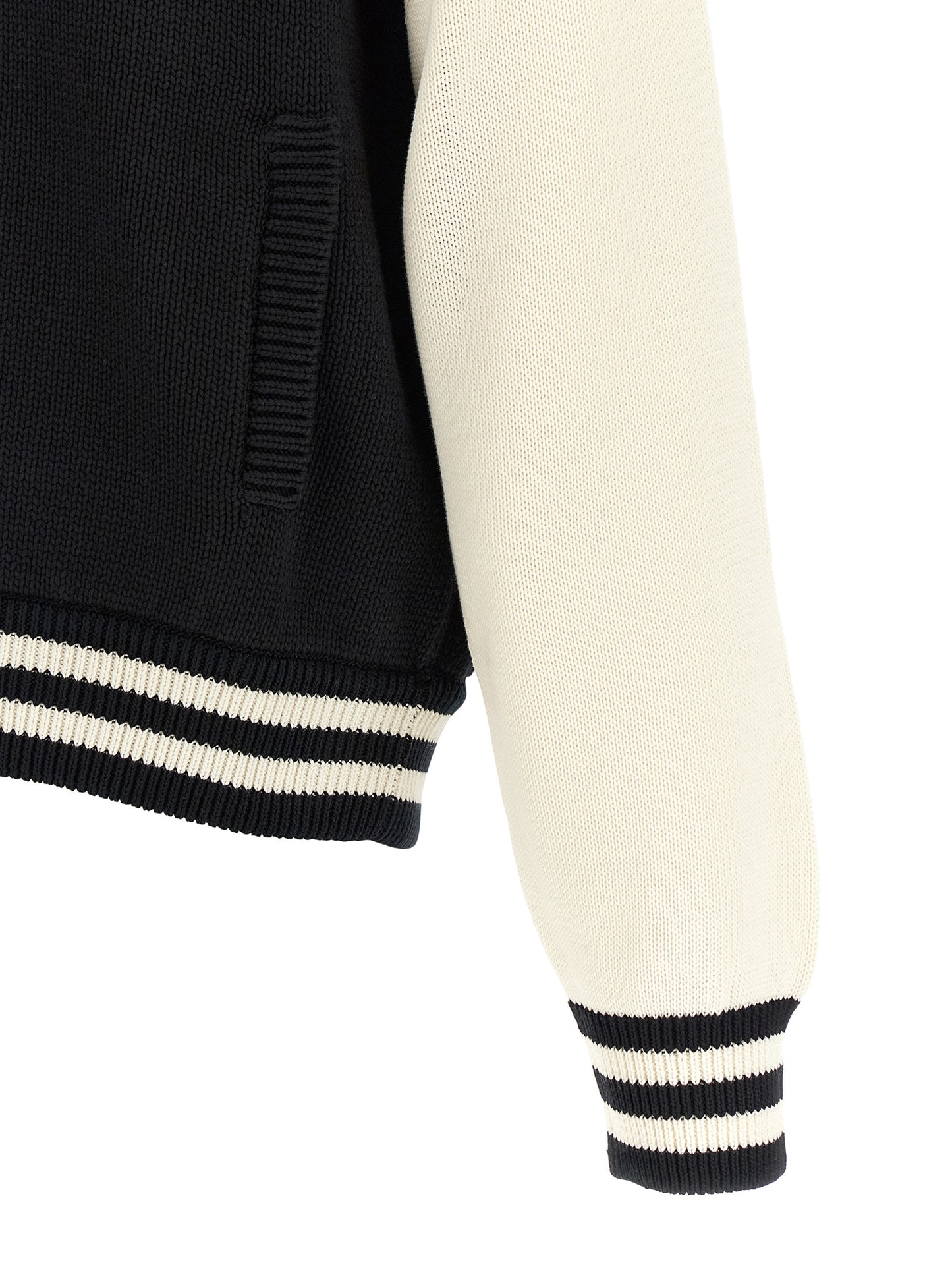 Cardigan by Kenzo for men in cotton bicolour, black, cream, silver, white & striped features an impeccable silhouette, showcasing a sophisticated and detail for a truly impeccable finish.