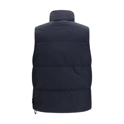 Vest by Stone Island for men in nylon resin duck & goose down blue & signature features a enviable silhouette, elegantly detailed with a enviable stand-collar neckline and functional lightweight, pockets & insulated for a enviable finish.