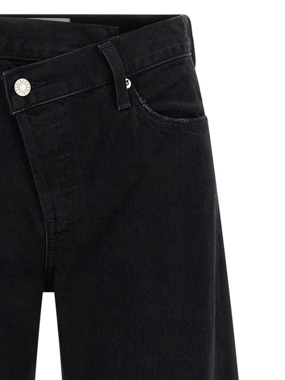 Jeans by Agolde for women in denim cotton black & silver features an sophisticated and relaxed-fit with a precise long, creating a sophisticated and sophisticated silhouette.