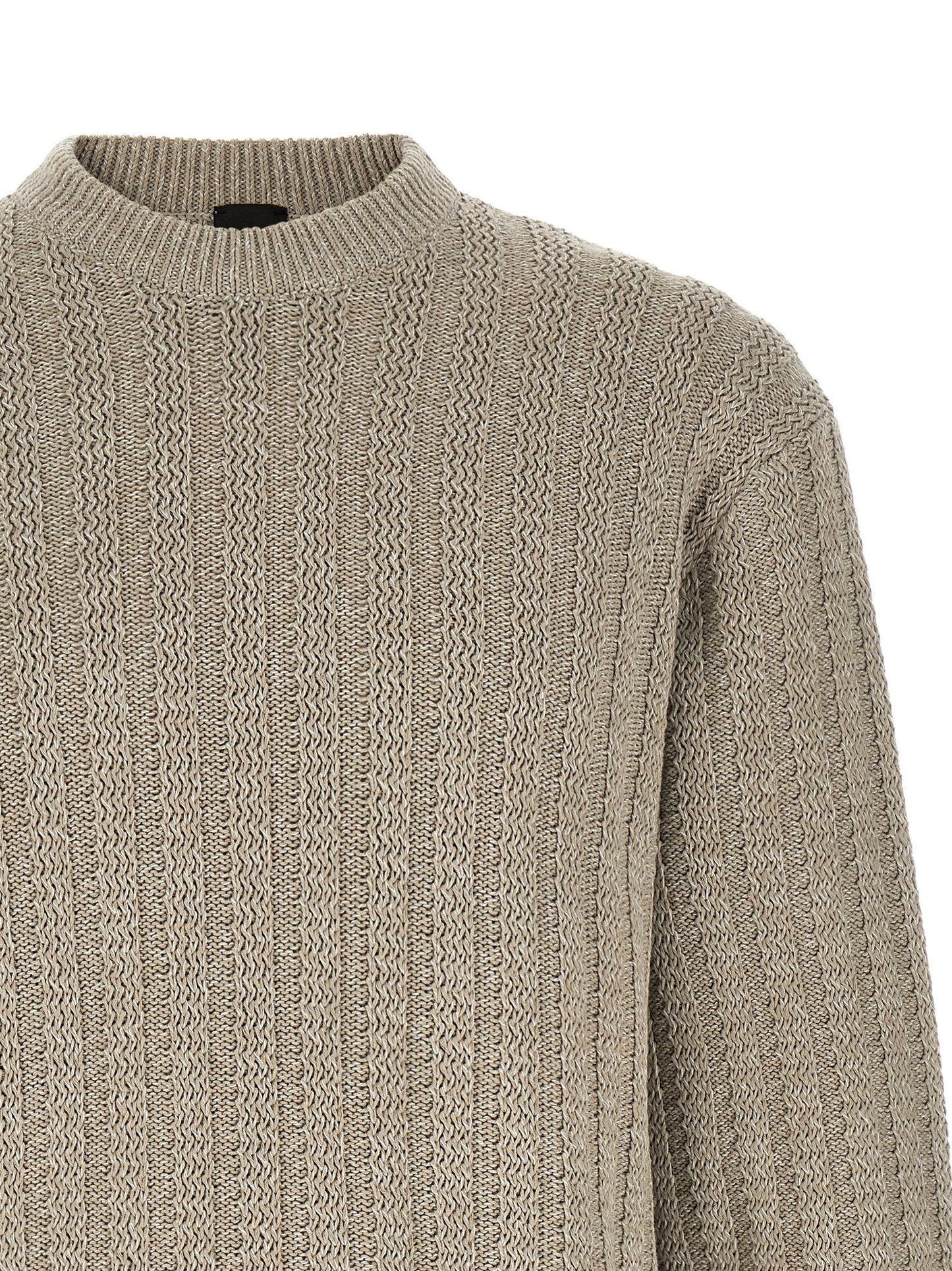 Cardigan by Hugo Boss for men in cotton beige & jacquard features an impeccable silhouette, showcasing a sophisticated and detail for a truly impeccable finish.