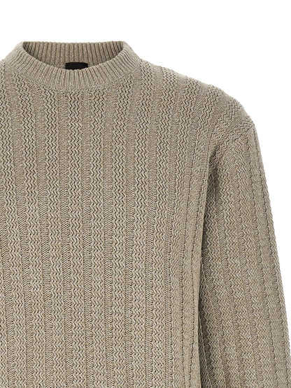 Cardigan by Hugo Boss for men in cotton beige & jacquard features an impeccable silhouette, showcasing a sophisticated and detail for a truly impeccable finish.