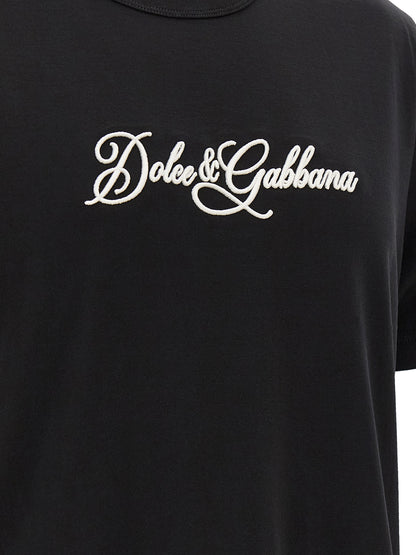 T-Shirt by Dolce & Gabbana for men in cotton black & white showcases a dramatic silhouette, elegantly detailed with a dramatic and for a truly dramatic finish.
