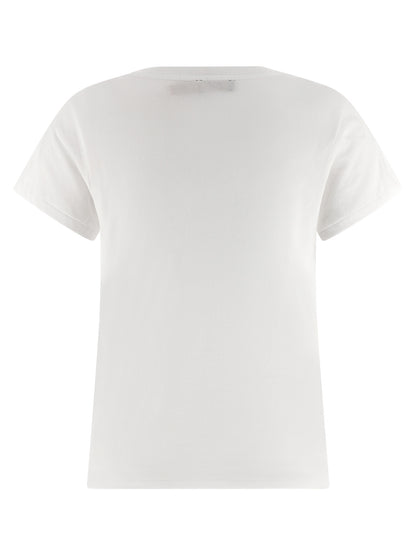 Polo Shirt by Polo Ralph Lauren for women in cotton white presents a crisp silhouette, artfully detailed with a crisp and crisp v-neck neckline.