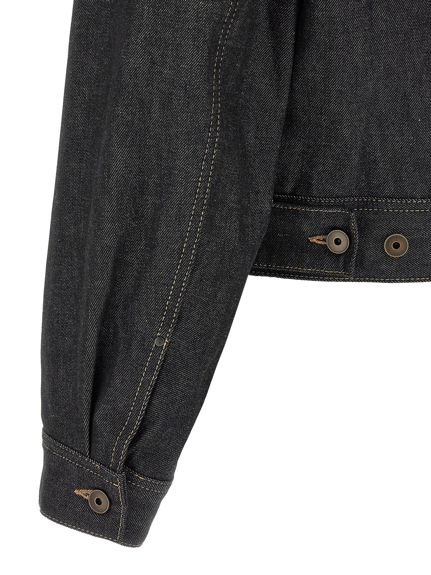 Trucker Jacket by Lemaire for men in denim cotton blue presents a effortlessly chic silhouette, showcasing a sophisticated and premium pockets for a truly effortlessly chic finish.