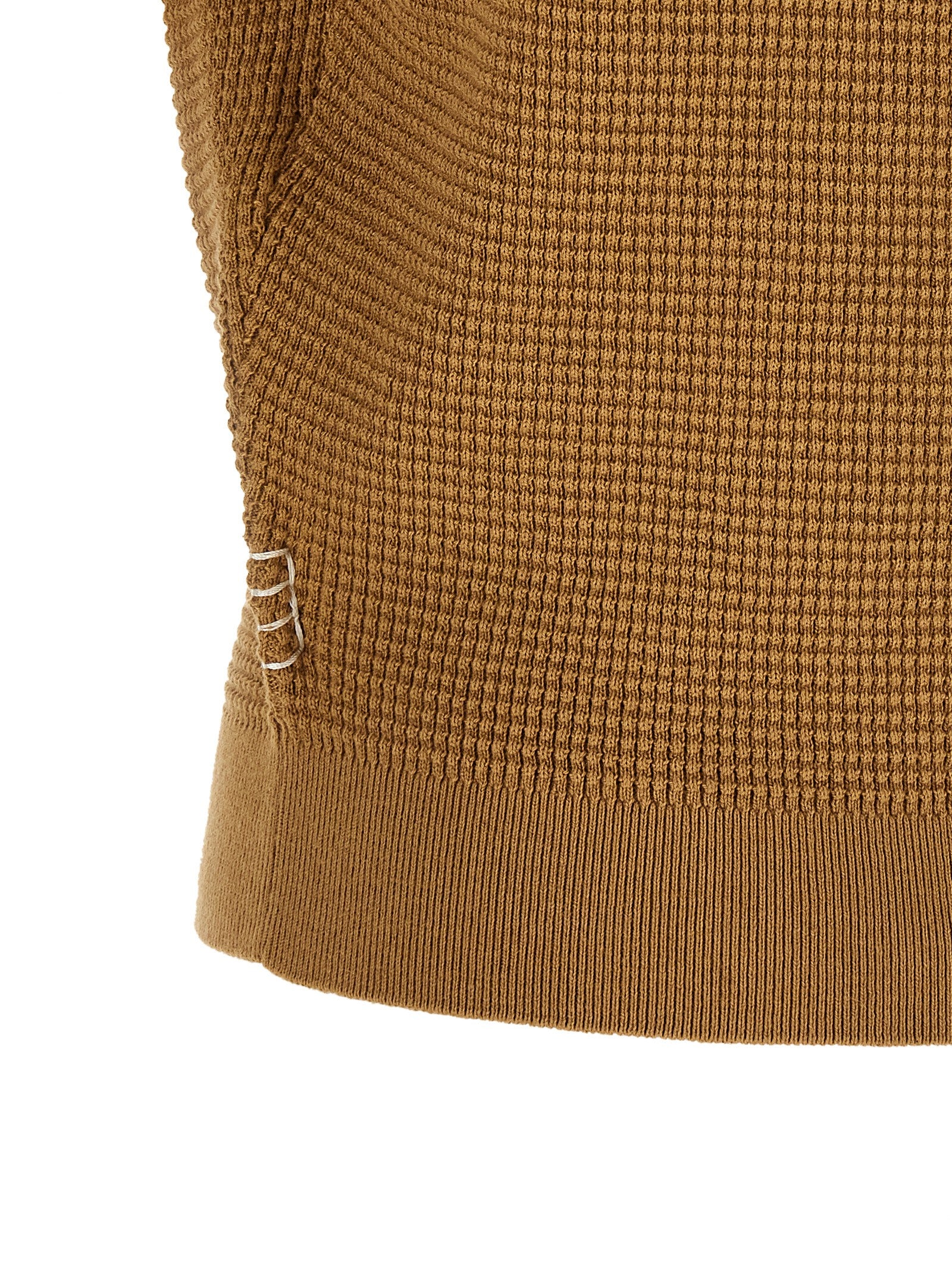 Polo Shirt by J.W.Anderson for women in cashmere cotton blend beige & signature presents a crisp silhouette, artfully detailed with a crisp and crisp .