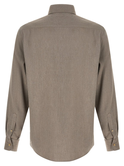 Shirt by Brunello Cucinelli for men in cotton gray, patterned & herringbone showcases a sharp silhouette, elegantly detailed with a sharp and sharp .