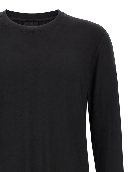 Cardigan by Thom Krom for men in viscose black features an impeccable silhouette, showcasing a sophisticated crew neckline and detail for a truly impeccable finish.