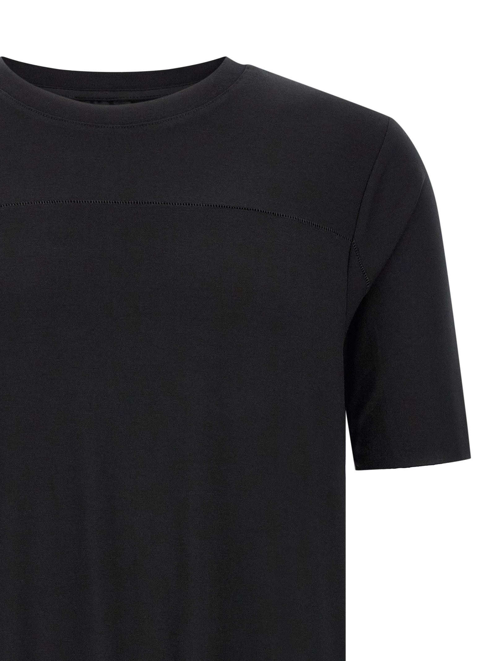 T-Shirt by Thom Krom for men in viscose black showcases a dramatic silhouette, elegantly detailed with a dramatic and for a truly dramatic finish.