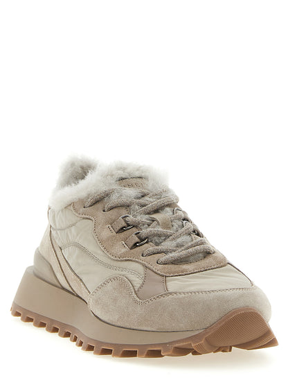 Athletic Sneakers by Brunello Cucinelli for women in tu cotton & suede calfskin leather beige & sand presents a sleek silhouette, perfectly capturing the athletic style essence of Monile Play Women's Athletic TU Cotton & Suede Calfskin Leather Sneakers with its sleek design and premium finish.