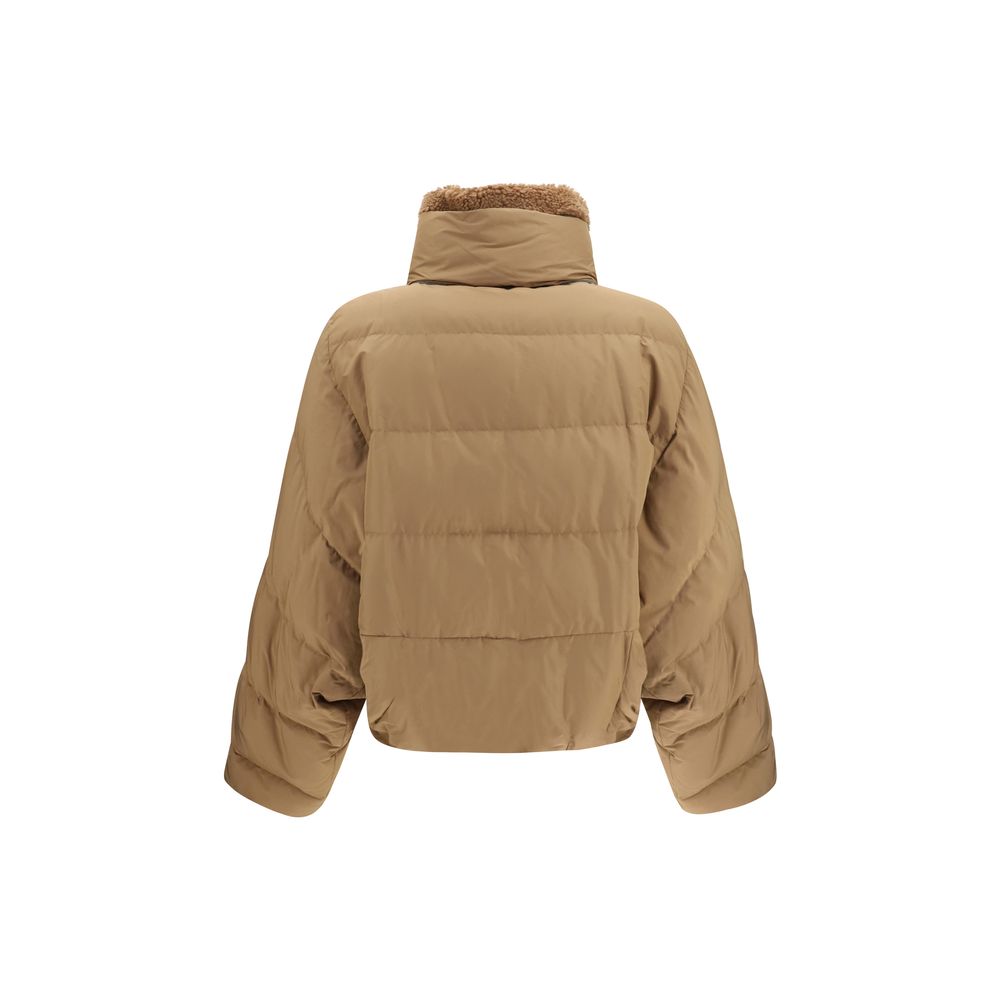 Overcoat by Brunello Cucinelli for women in polyester cotton goose-down & fur beige features a contemporary silhouette showcasing a contemporary and refined pockets & insulated for a sophisticated finish.