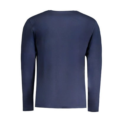 T-Shirt by Pepe Jeans for men in cotton black, blue & print showcases a unassuming silhouette, artfully detailed with a refined and unassuming for a sophisticated, contemporary look.