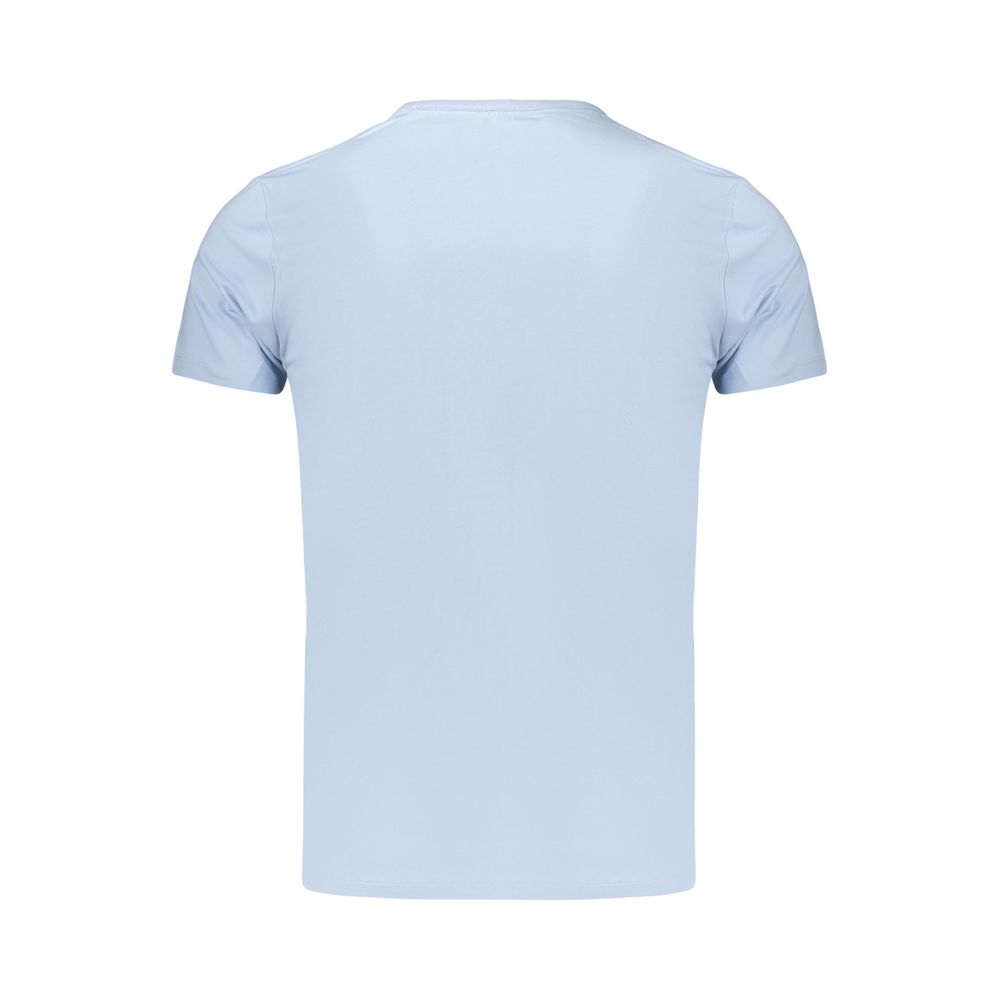 T-Shirt by Pepe Jeans for men in stretch cotton azzurro & print features an on trend silhouette, perfectly showcasing a on trend and for an elevated aesthetic.