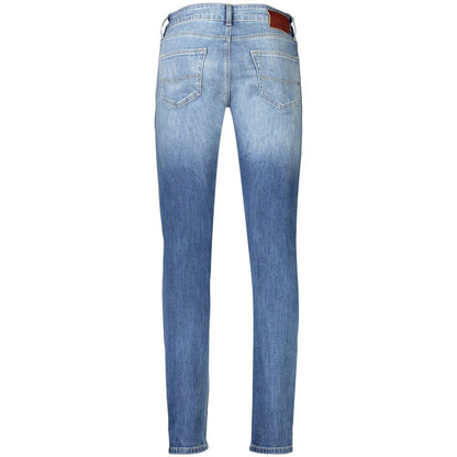 Jeans by Pepe Jeans for men in stretch denim cotton blue presents a refined pantology silhouette, artfully defined by a refined pantology skinny, long, and a sophisticated mid rise.