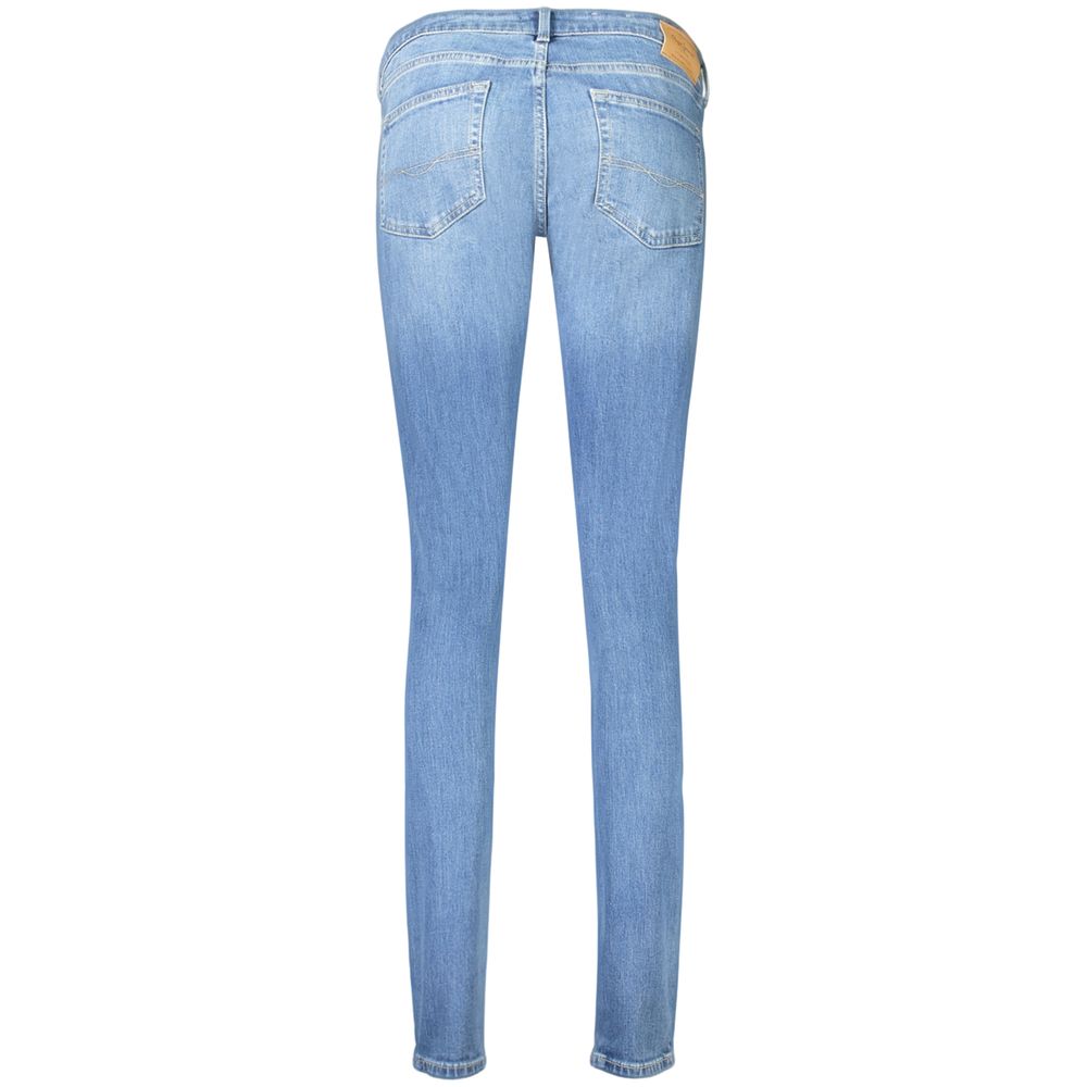 Jeans by Pepe Jeans for women in stretch denim cotton blue features an refined tailoring silhouette, showcasing a premium skinny with a low rise and long cut for a refined tailoring look.