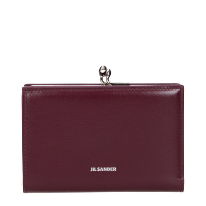 Wallet by Jil Sander for women in leather red presents a architectural silhouette from the Leather Wallet collection, showcasing architectural for a architectural finish.