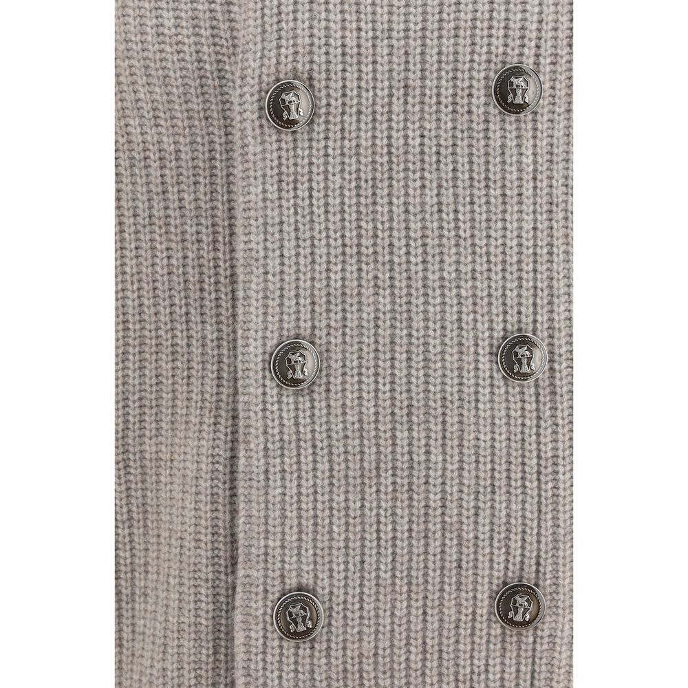 Cardigan by Brunello Cucinelli for men in cashmere & capra leather gray presents a textural silhouette, artfully finished with a textural and for a sophisticated, textural look.