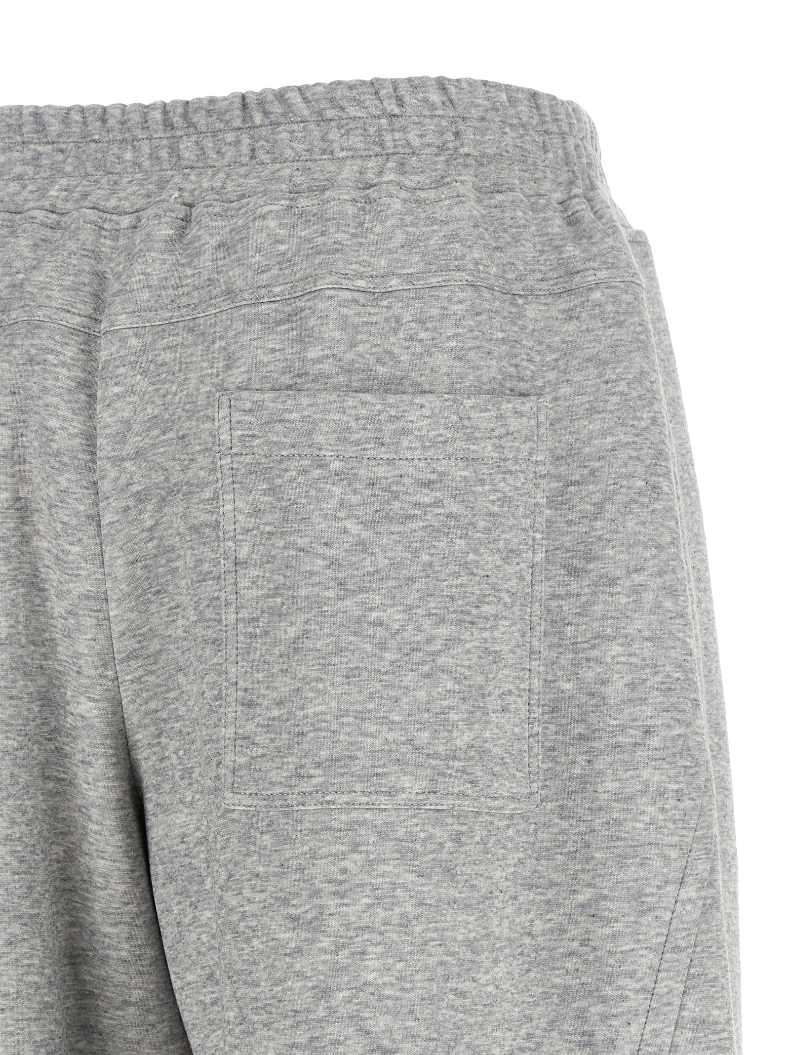 Joggers by Brunello Cucinelli for women in polyamide cotton & cashmere gray features an sophisticated and athletic & wide with a precise long, creating a sophisticated and sophisticated silhouette.
