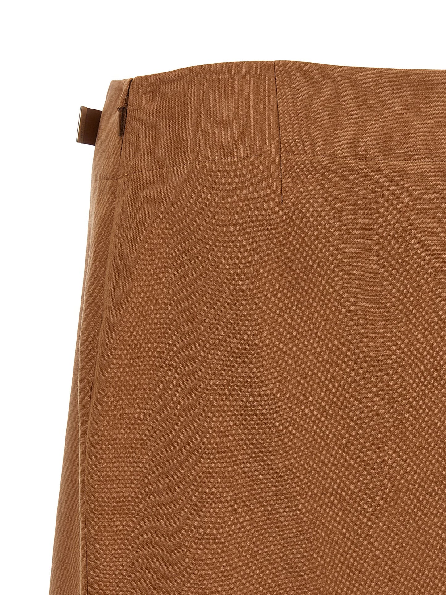 Skirt by Fendi for women in linen cotton & leather brown & gold showcases a dramatic silhouette, artfully capturing the essence of the Women's Flared High Rise Linen Cotton & Leather Skirt in a dramatic midi cut for a refined look.