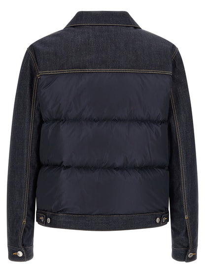 This Trucker Jacket by Dsquared² for men in denim cotton blue & red exhibits a edgy silhouette, meticulously detailed with functional thermal, pockets & insulated and a edgy for a edgy finish.