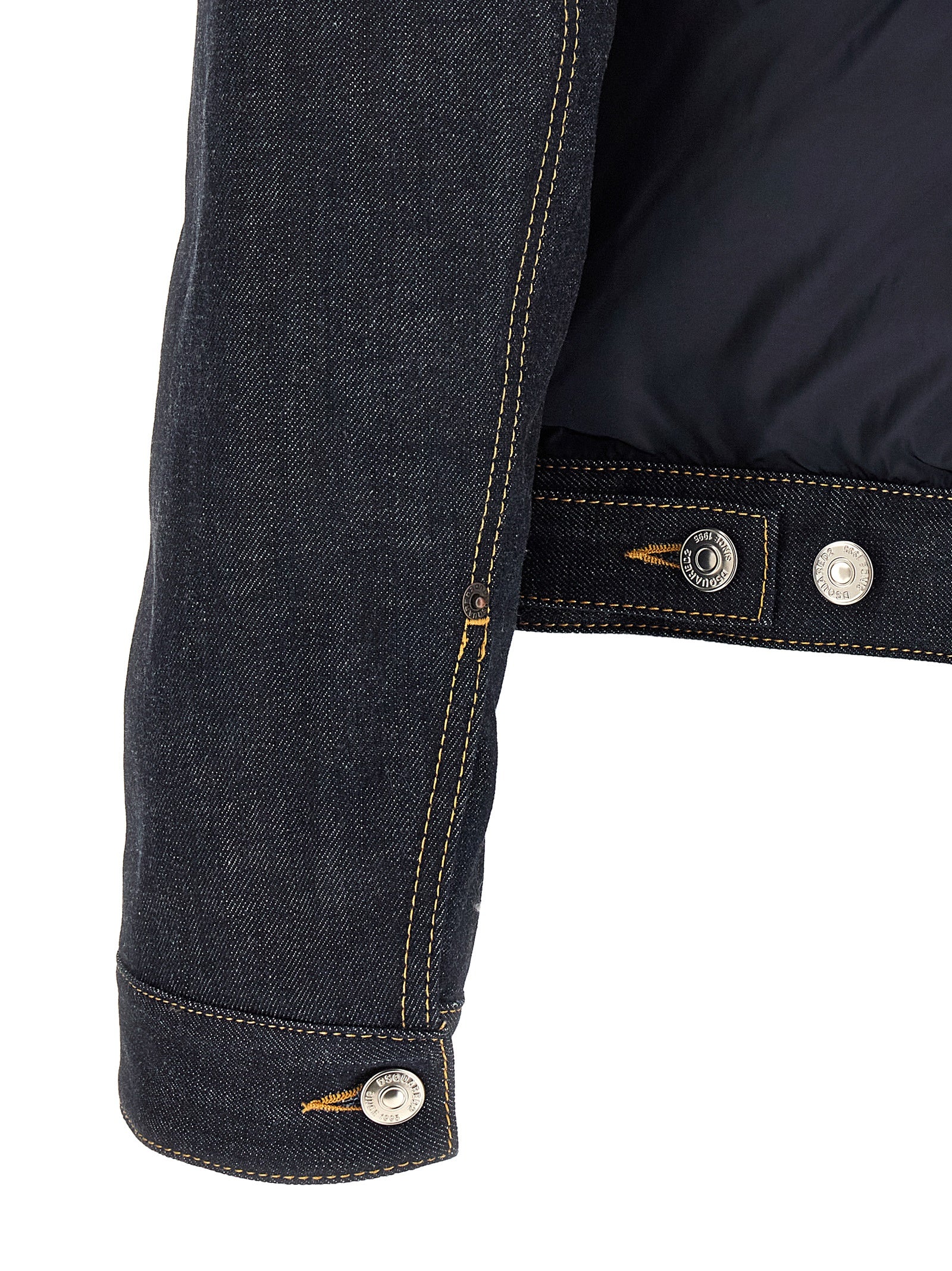 Trucker Jacket by Dsquared² for men in denim cotton blue & red presents a effortlessly chic silhouette, showcasing a sophisticated and premium thermal, pockets & insulated for a truly effortlessly chic finish.