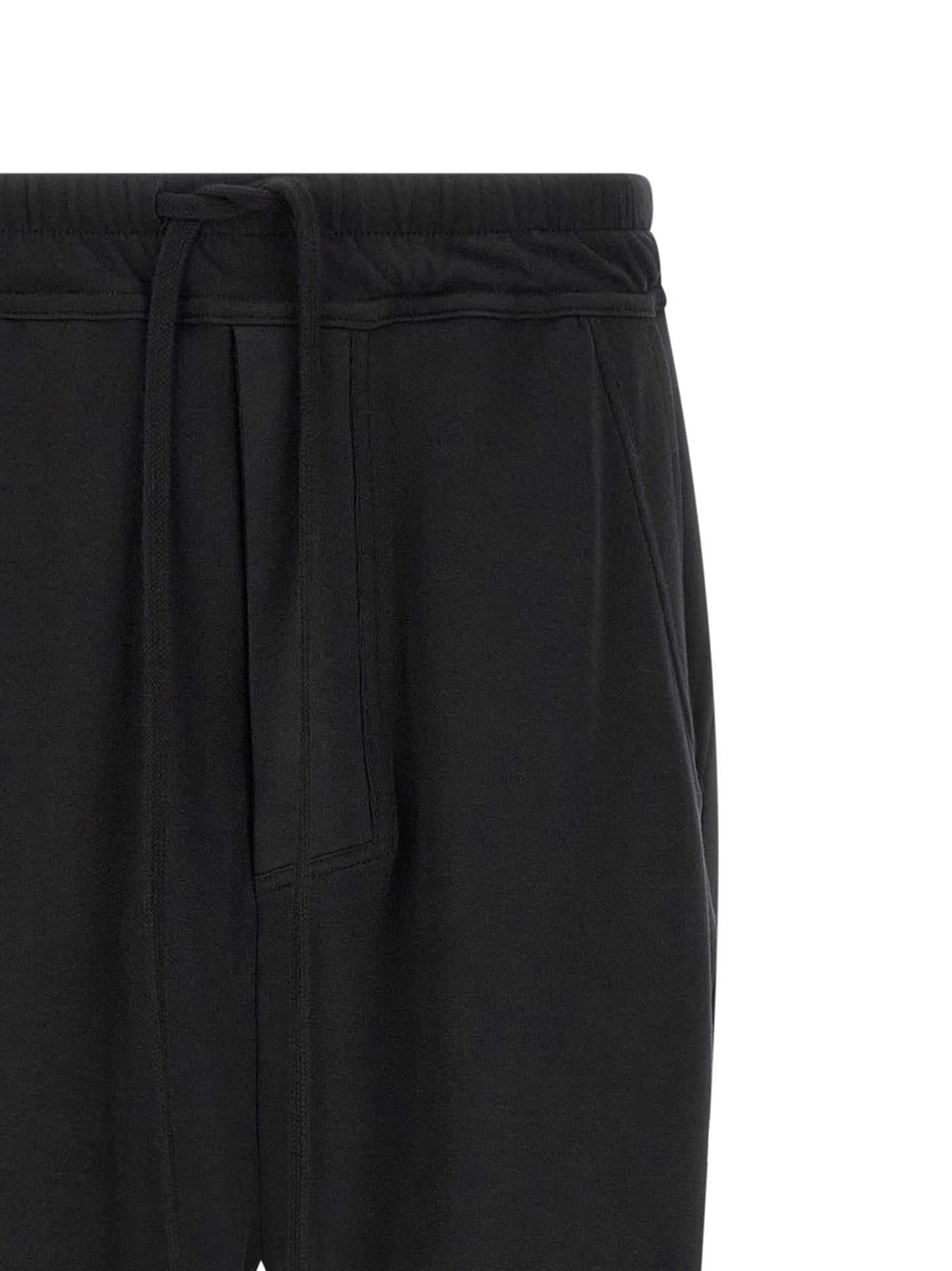Trousers by Thom Krom for men in organic cotton black features an on trend silhouette, showcasing a sophisticated tapered-leg & relaxed-fit with a long and for an on trend finish.
