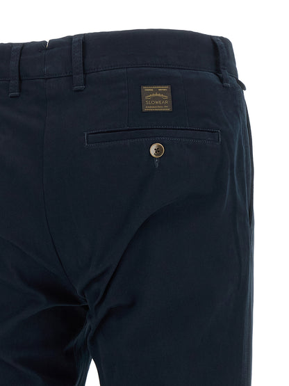 Casual Pants by Incotex for men in cotton canvas navy features an refined tailoring silhouette, showcasing a premium straight-leg with a and long cut for a refined tailoring look.