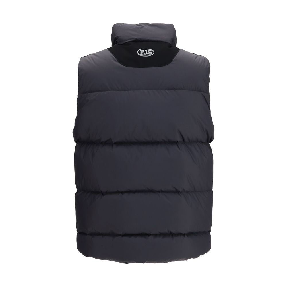 Vest by Parajumpers for men in polyamide & goose-down black features a stylish silhouette, showcasing distinct pockets & insulated and a refined stand-collar neckline for a truly stylish finish.