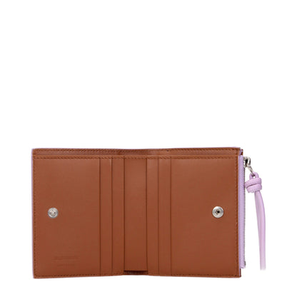 Wallet by Jil Sander for women in leather pink presents a architectural silhouette from the Leather Wallet collection, showcasing architectural for a architectural finish.