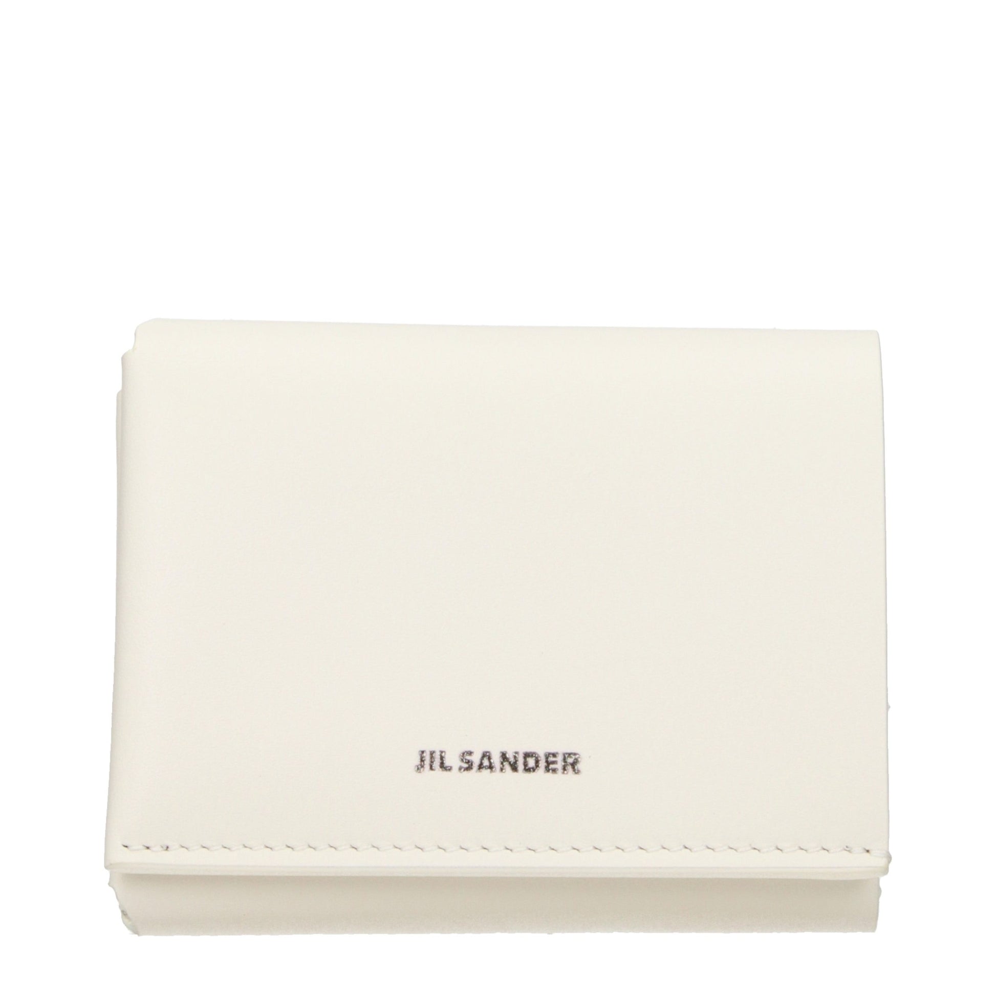 Wallet by Jil Sander for women in leather beige presents a streamlined silhouette, showcasing the sophisticated design of the Leather Wallet collection with functional .