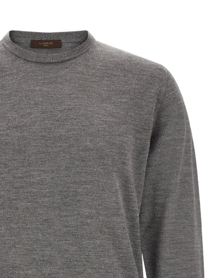 Cardigan by ZANONE for men in virgin wool gray showcases a captivating silhouette, artfully detailed with a captivating and crew neckline for a truly sophisticated captivating look.