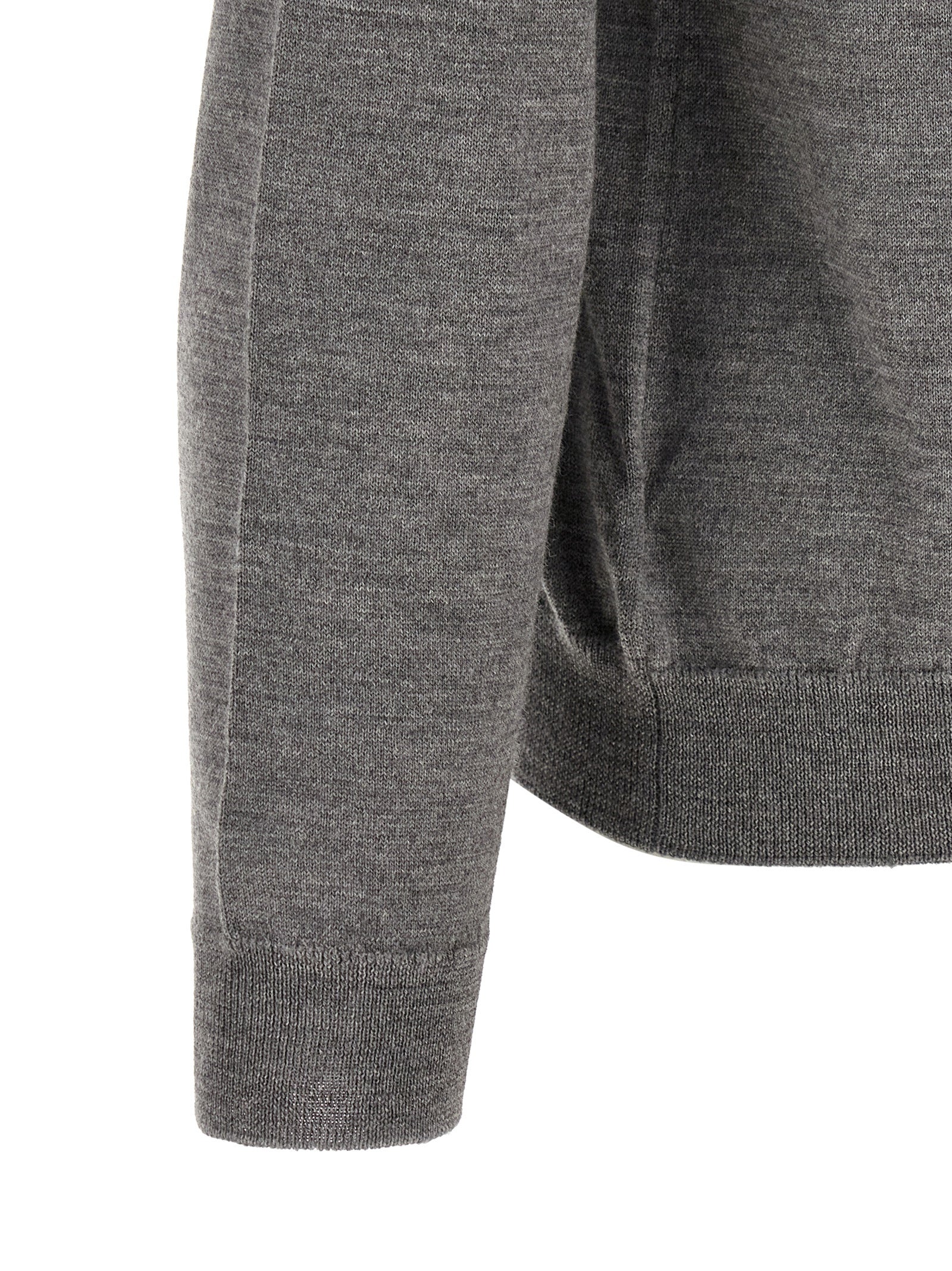 Cardigan by ZANONE for men in virgin wool gray features an crisp silhouette, showcasing a sophisticated and detail for a truly crisp finish.