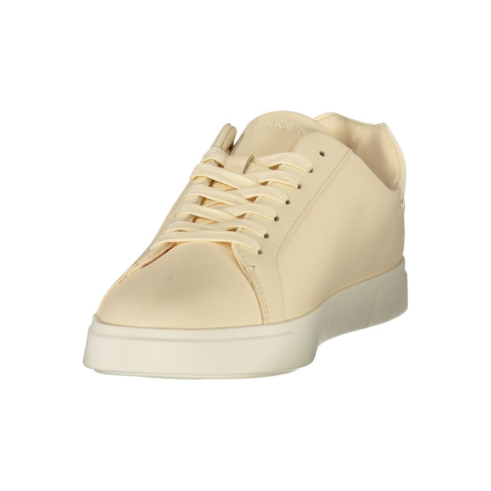 Athletic Sneakers by Calvin Klein for women in polyester polyurethane leather beige & print features an stately silhouette, showcasing the signature athletic style of the Women's Athletic Polyester Polyurethane Leather Sneakers collection with a truly stately finish.