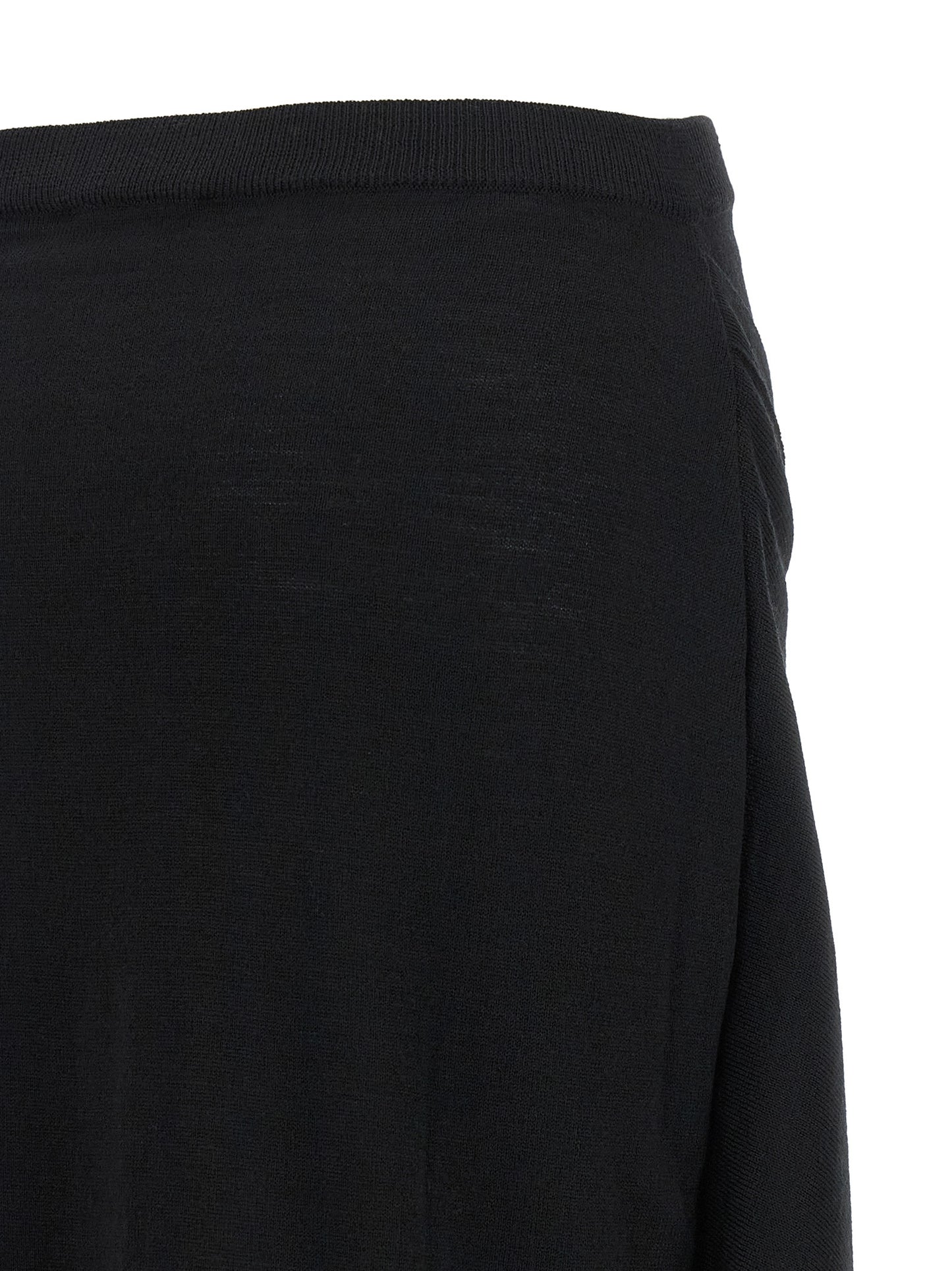Skirt by Lemaire for women in wool acrylic black features a sublime silhouette, showcasing the sublime design of the Women's Asymmetrical Wool Acrylic Skirt in a sophisticated midi.