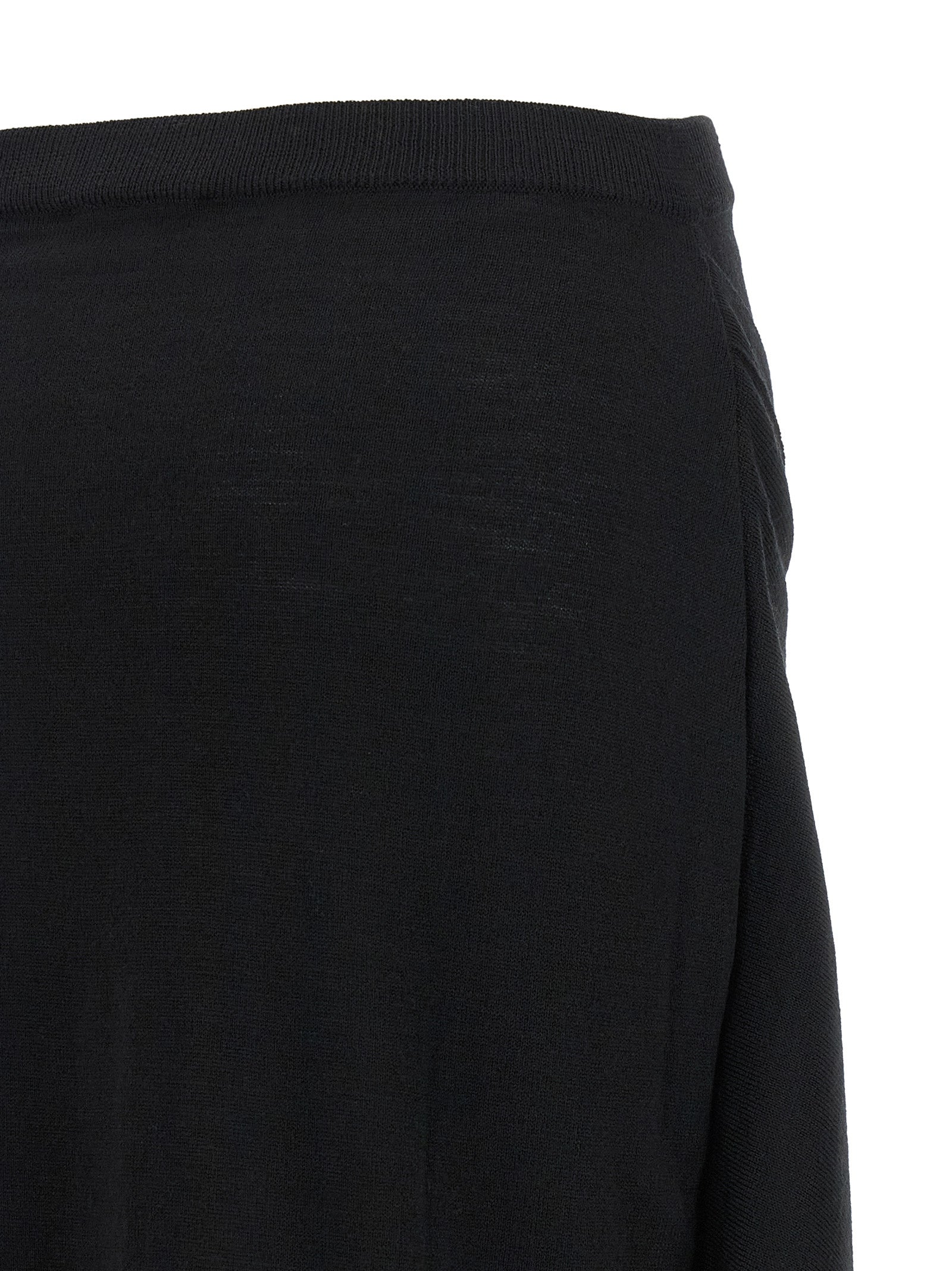 Skirt by Lemaire for women in wool acrylic black features a sublime silhouette, showcasing the sublime design of the Women's Asymmetrical Wool Acrylic Skirt in a sophisticated midi.