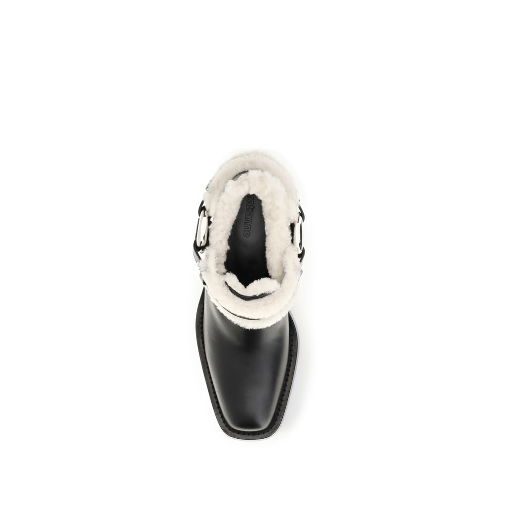 Ankle Biker Boots by Rabanne for women in bos taurus calf leather black features an effortless chic silhouette from the Women's Bos Taurus Calf Leather Ankle Biker Boots collection, showcasing a effortless chic and refined for an effortless chic look.