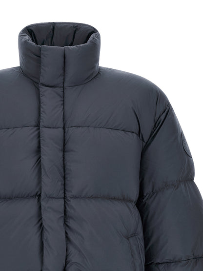 Puffer Jacket by Canada Goose for men in polyamide gray features an on trend silhouette, showcasing refined thermal & insulated and a sophisticated high-neck neckline for a truly on trend finish.