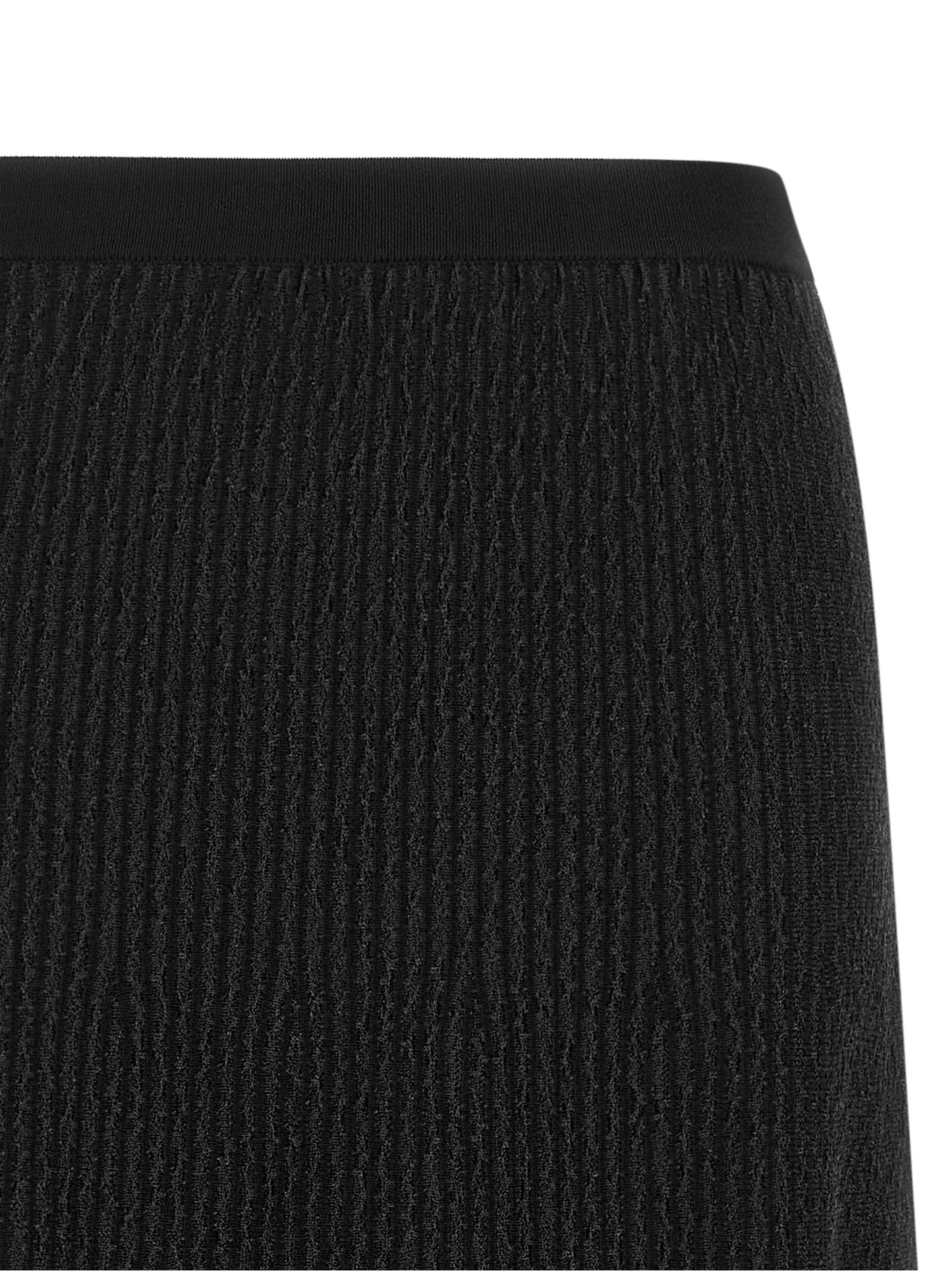 Skirt by Elisabetta Franchi for women in polyamide polyester viscose black & patterned showcases a sultry silhouette, elegantly defined by its midi and the sophisticated sultry design of the Flow Women's Pleated Polyamide Polyester Viscose Skirt.