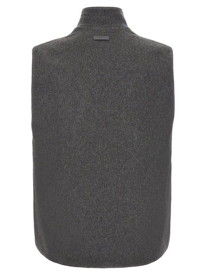 Vest by Lardini for men in cashmere virgin wool gray features a enviable silhouette, elegantly detailed with a enviable high-neck neckline and functional pockets for a enviable finish.
