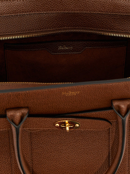 Small Tote Bag by Mulberry for women in leather & metal brown features a urban sophisticate Leather & Metal Small Tote Bag design with a secure zipper, ample , and versatile shoulder-strap & handle for a urban sophisticate finish.