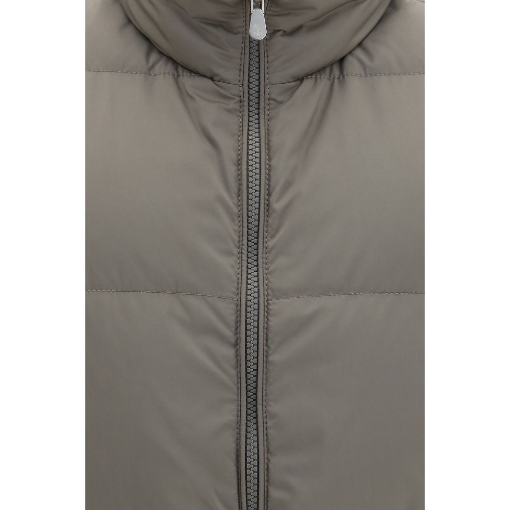 Vest by Brunello Cucinelli for men in polyester gray features an contemporary silhouette, showcasing refined pockets & insulated and a contemporary high-collar neckline for a sophisticated layered look.