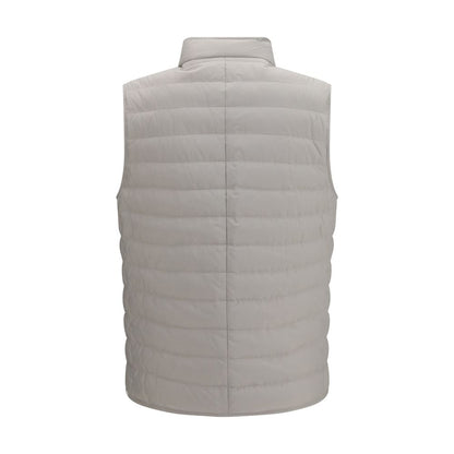 Vest by Brunello Cucinelli for men in polyester white features an on trend silhouette, showcasing a sophisticated and premium pockets & insulated for a truly on trend finish.