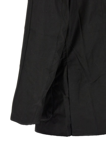Jacket by Barbour for men in cotton corduroy black presents a impeccable silhouette, showcasing distinct pockets and a impeccable for a sophisticated finish.