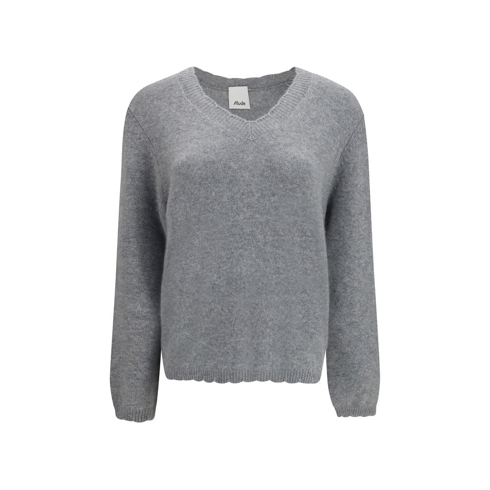 Sweater by Allude for women in cashmere & capra leather gray showcases a downtown chic silhouette, artfully finished with a downtown chic v-neck neckline and long-sleeve for a sophisticated, high-end look.