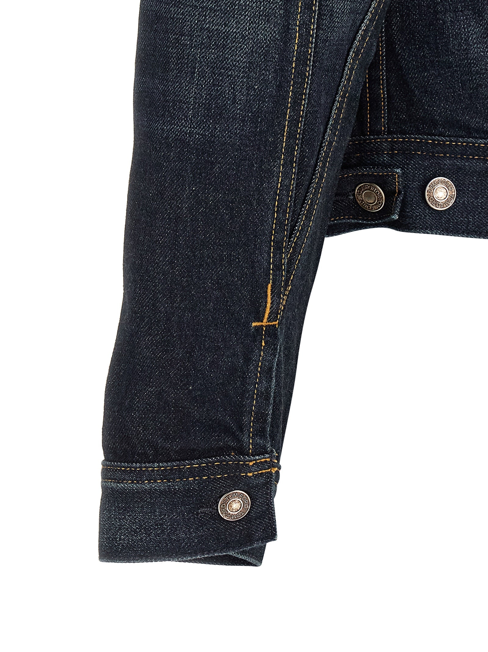 This Trucker Jacket by Tom Ford for men in lyocell denim cotton blue exhibits a edgy silhouette, meticulously detailed with functional and a edgy for a edgy finish.
