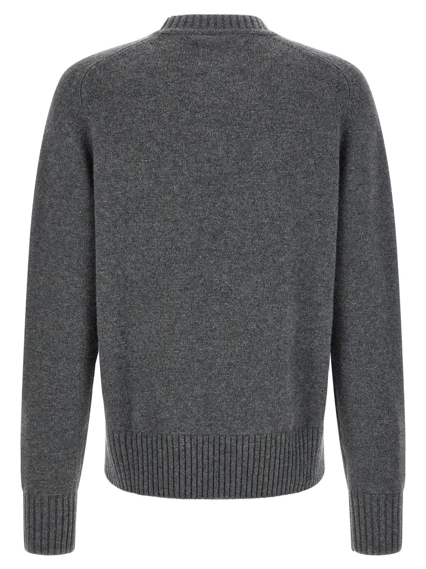 Cardigan by Extreme Cashmere for men in cashmere gray features an crisp silhouette, showcasing a sophisticated and detail for a truly crisp finish.